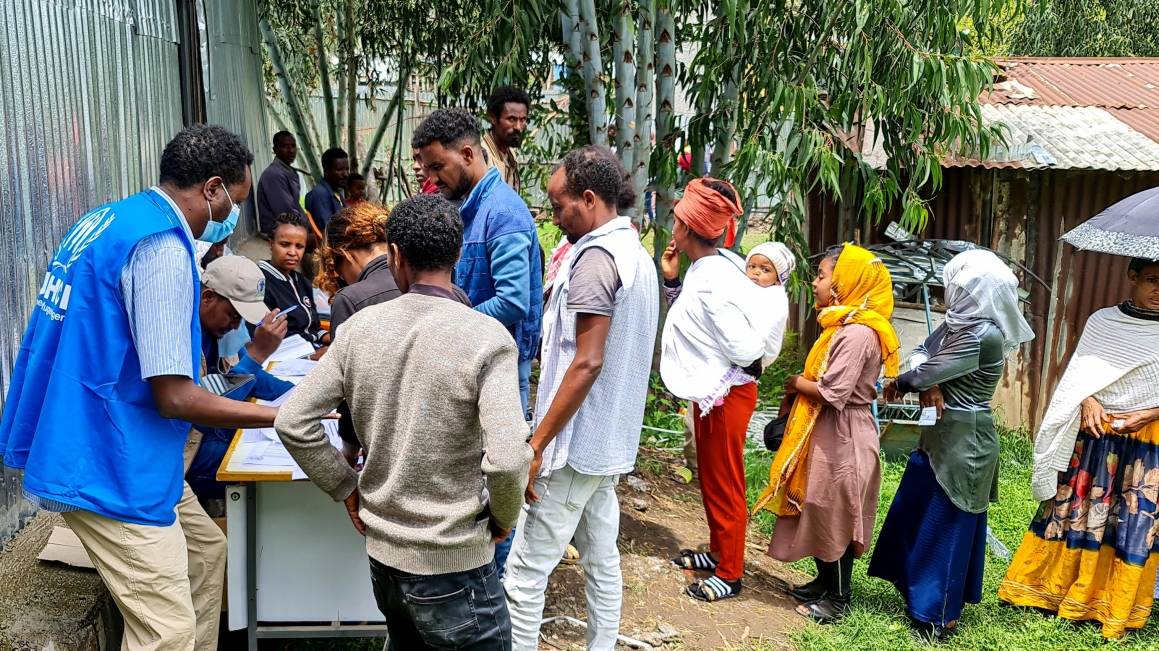 FN's Højkommissær for flygtninge (UNHCR) deler nødhjælp ud til internt fordrevne i Etiopien. Foto:©UNHCR/Joe Chahine.